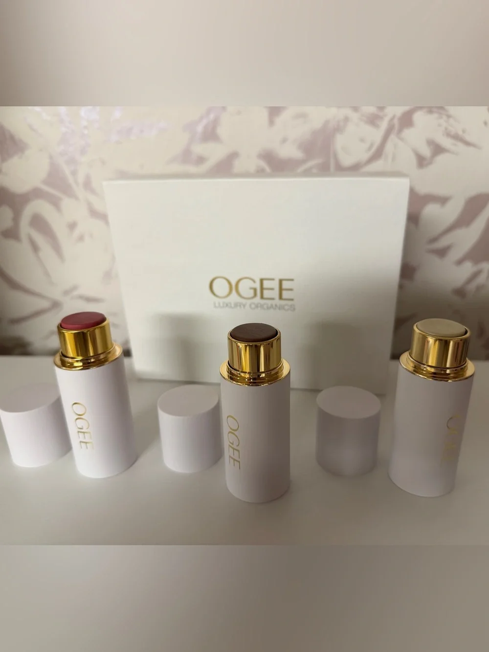 Ogee crystal contour